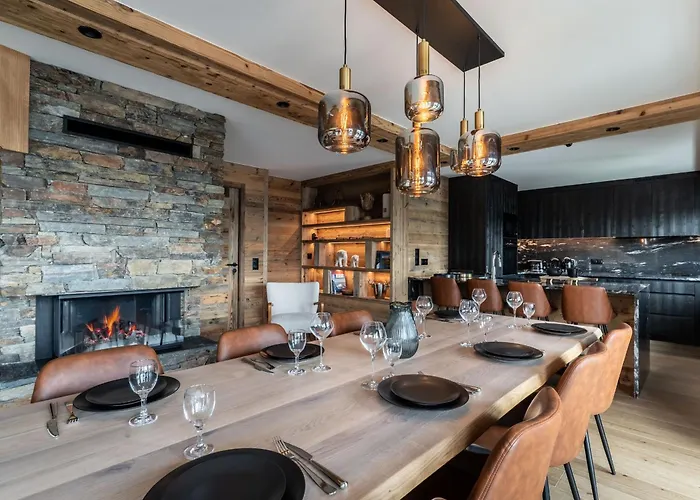 Apartment De Luxe 170m², 5 Chambres, Aux Portes, Parking, Wifi - Fr-1-755-31 *